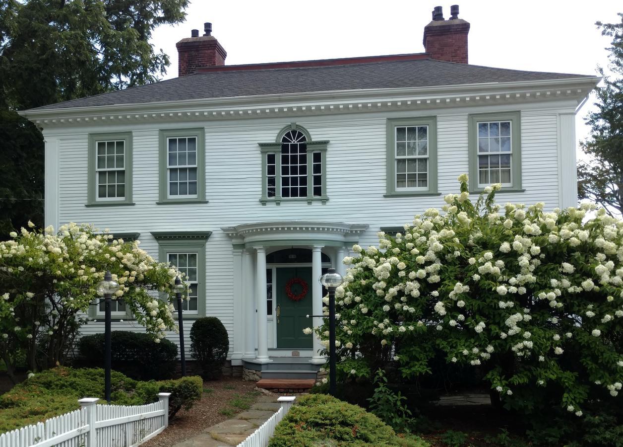 Daniel Stebbins B And B South Hadley Экстерьер фото